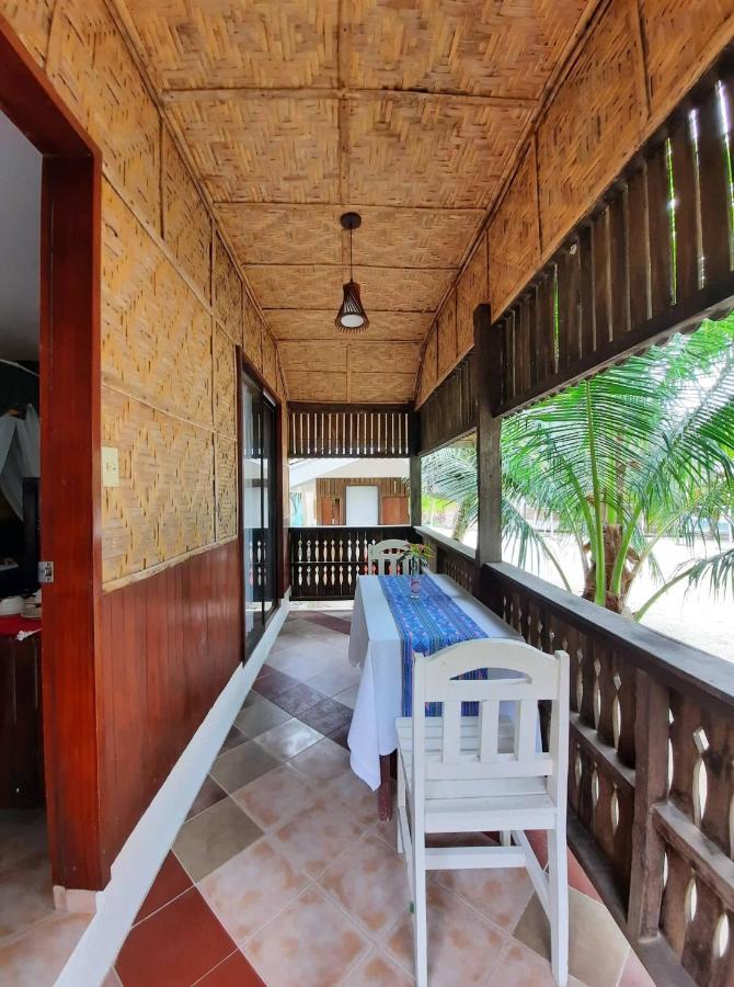 סמאל Hof Gorei Beach Resort Davao מראה חיצוני תמונה