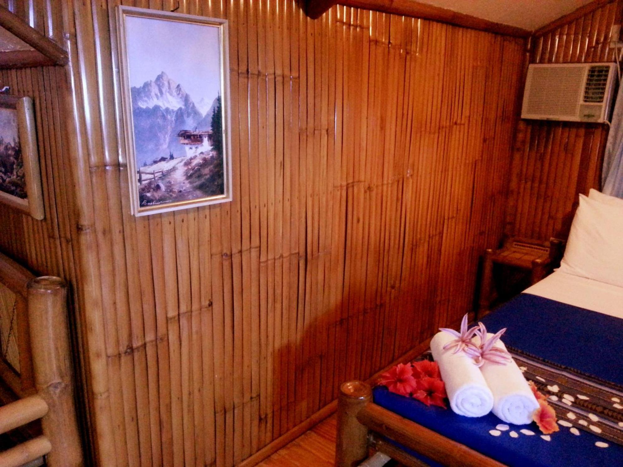 סמאל Hof Gorei Beach Resort Davao מראה חיצוני תמונה