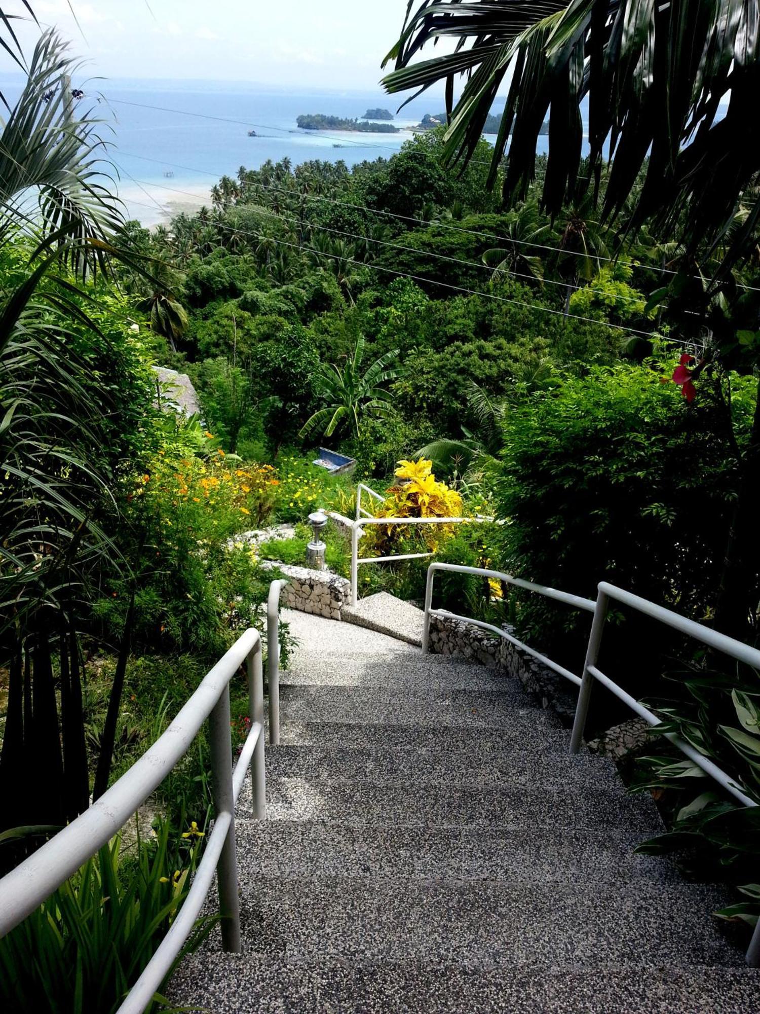 סמאל Hof Gorei Beach Resort Davao מראה חיצוני תמונה