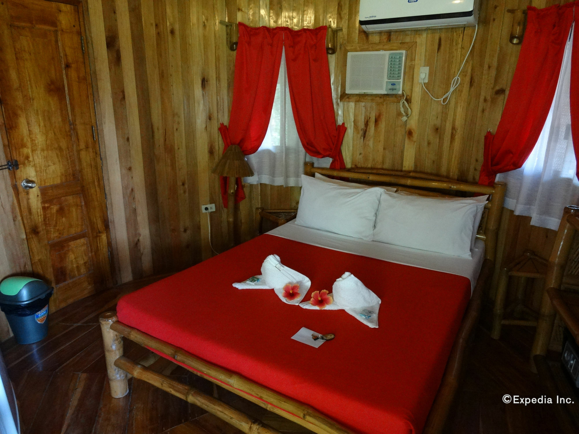 סמאל Hof Gorei Beach Resort Davao מראה חיצוני תמונה